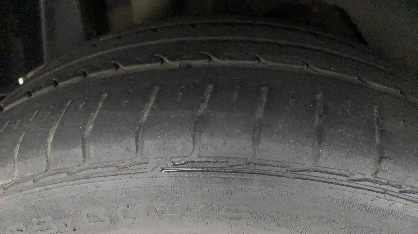 2019 Ford FREESTYLE TITANIUM PLUS 1.2 PETROL, Petrol, Manual, 28,138 km, Right Rear Tyre Tread