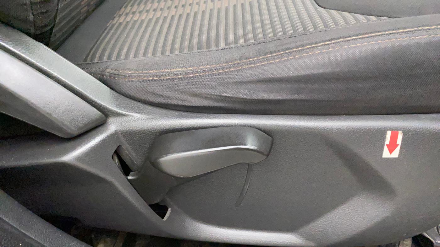 2019 Ford FREESTYLE TITANIUM PLUS 1.2 PETROL, Petrol, Manual, 28,138 km, Driver Side Adjustment Panel