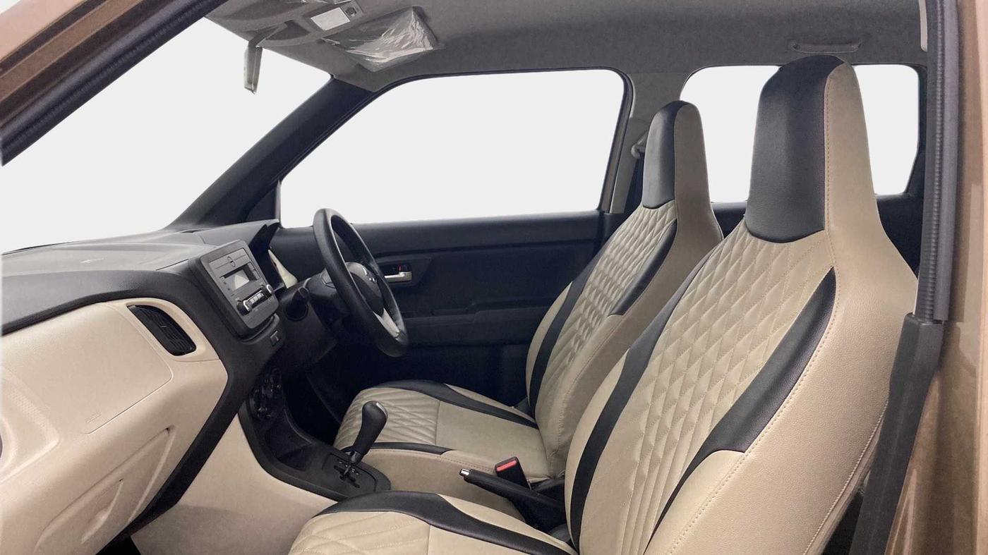 2020 Maruti New Wagon-R VXI (O) 1.2 AMT, Petrol, Automatic, 26,074 km, Right Side Front Door Cabin