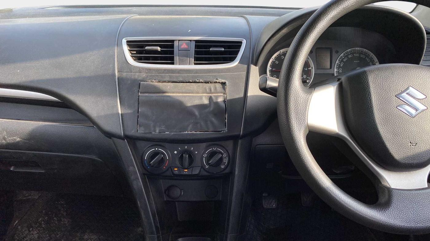 2013 Maruti Swift VXI, Petrol, Manual, 27,681 km, Air Conditioner