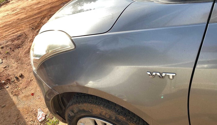 2013 Maruti Swift VXI, Petrol, Manual, 27,681 km, Left fender - Slightly dented