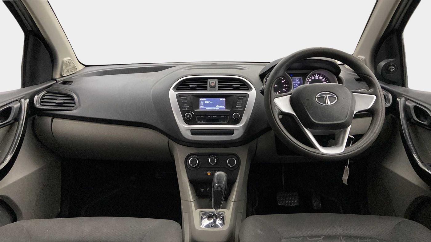 2017 Tata Tiago XTA PETROL, Petrol, Automatic, 1,02,235 km, Dashboard