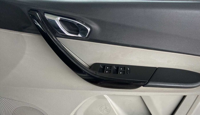 2016 Tata Tiago XZ PETROL, Petrol, Manual, 75,001 km, Driver Side Door Panels Control