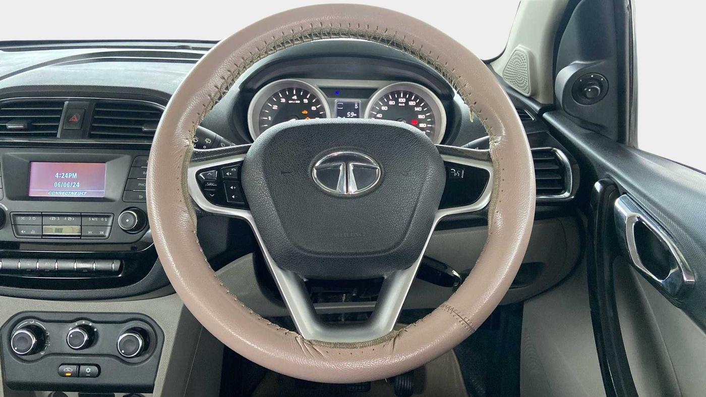 2016 Tata Tiago XZ PETROL, Petrol, Manual, 75,001 km, Steering Wheel Close Up