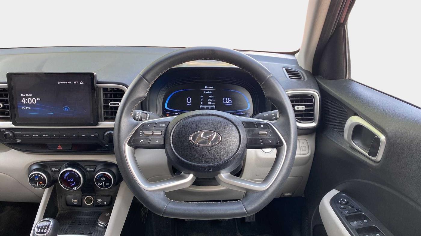 2022 Hyundai VENUE SX 1.2 PETROL, Petrol, Manual, 14,379 km, Steering Wheel Close Up