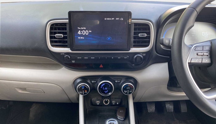 2022 Hyundai VENUE SX 1.2 PETROL, Petrol, Manual, 14,379 km, Air Conditioner