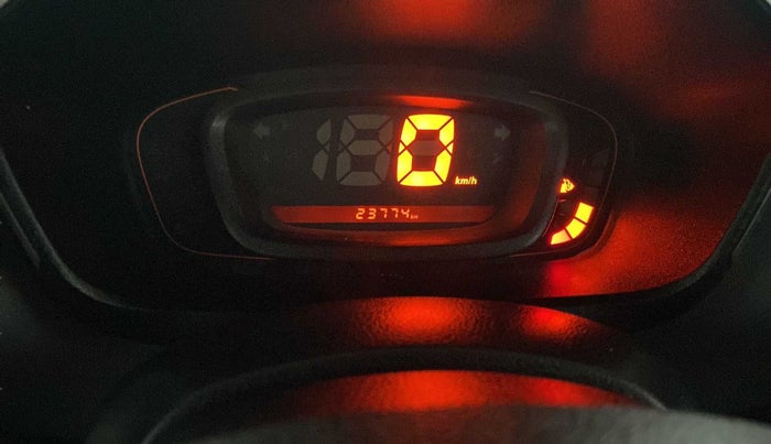 2018 Renault Kwid RXT 1.0 (O), Petrol, Manual, 23,746 km, Odometer Image