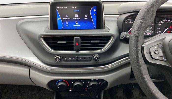 2020 Tata ALTROZ XT PETROL, Petrol, Manual, 40,822 km, Air Conditioner