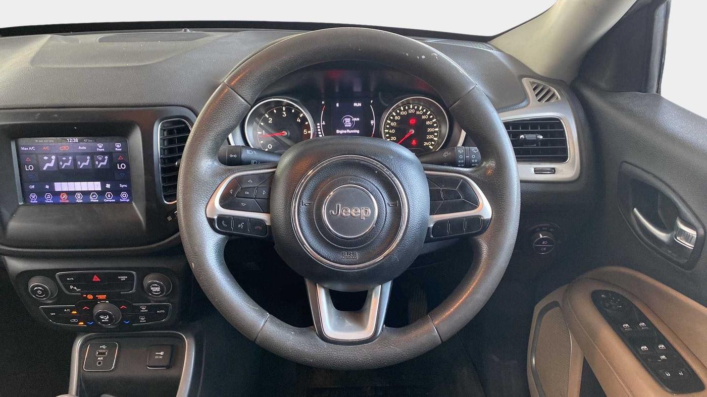 2017 Jeep Compass LONGITUDE (O) 2.0 DIESEL, Diesel, Manual, 98,052 km, Steering Wheel Close Up