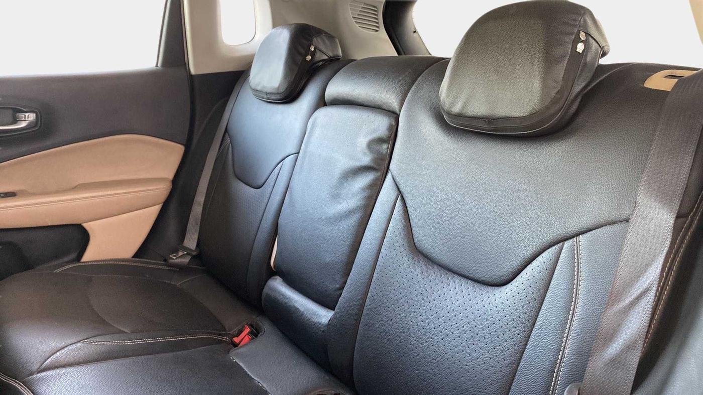 2017 Jeep Compass LONGITUDE (O) 2.0 DIESEL, Diesel, Manual, 98,052 km, Right Side Rear Door Cabin