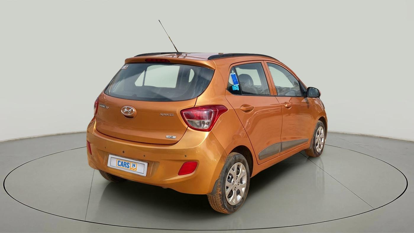 2015 Hyundai Grand i10 SPORTZ 1.2 KAPPA VTVT, Petrol, Manual, 24,680 km, Right Back Diagonal