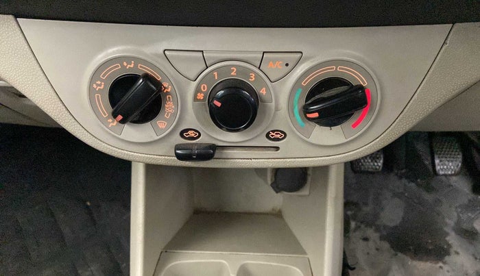 2021 Maruti Alto VXI, Petrol, Manual, 54,966 km, AC Unit - Directional switch has minor damage
