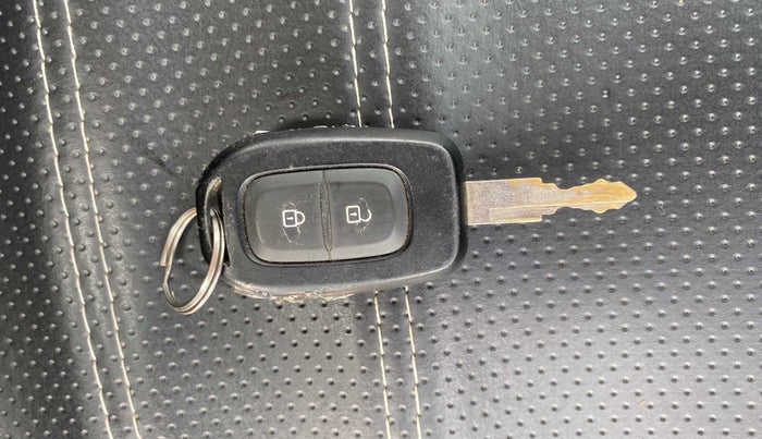 2018 Renault Kwid RXT 1.0 AMT, Petrol, Automatic, 29,224 km, Key Close Up