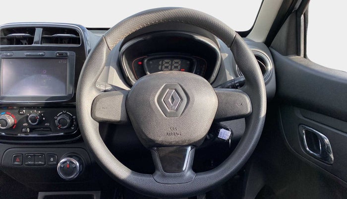 2018 Renault Kwid RXT 1.0 AMT, Petrol, Automatic, 29,224 km, Steering Wheel Close Up