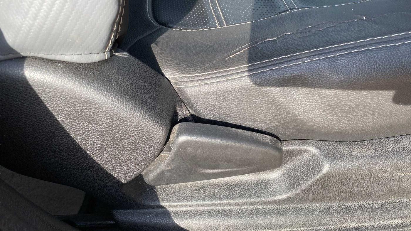 2018 Renault Kwid RXT 1.0 AMT, Petrol, Automatic, 29,224 km, Driver Side Adjustment Panel