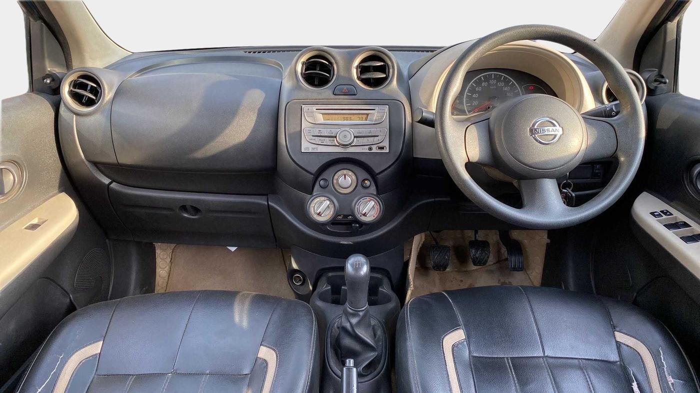 2015 Nissan Micra Active XV, Petrol, Manual, 59,365 km, Dashboard