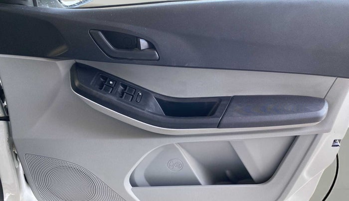 2021 Tata Tiago XT PETROL, Petrol, Manual, 11,786 km, Driver Side Door Panels Control
