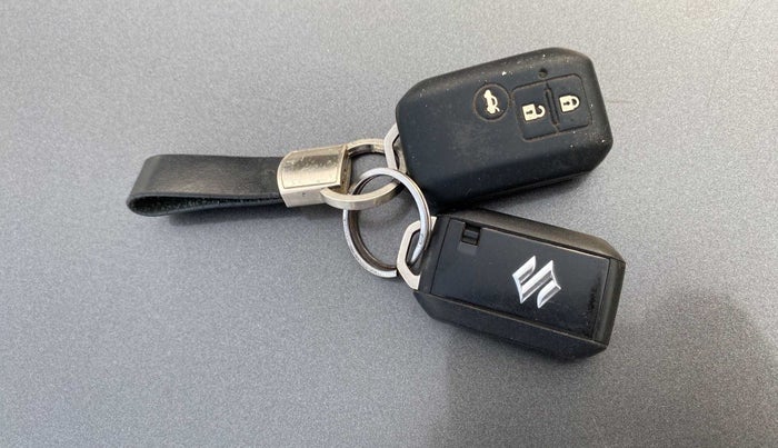 2020 Maruti Baleno ZETA PETROL 1.2, Petrol, Manual, 28,230 km, Key Close Up