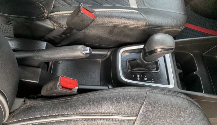 2018 Maruti Swift VXI AMT, Petrol, Automatic, 72,198 km, Gear Lever