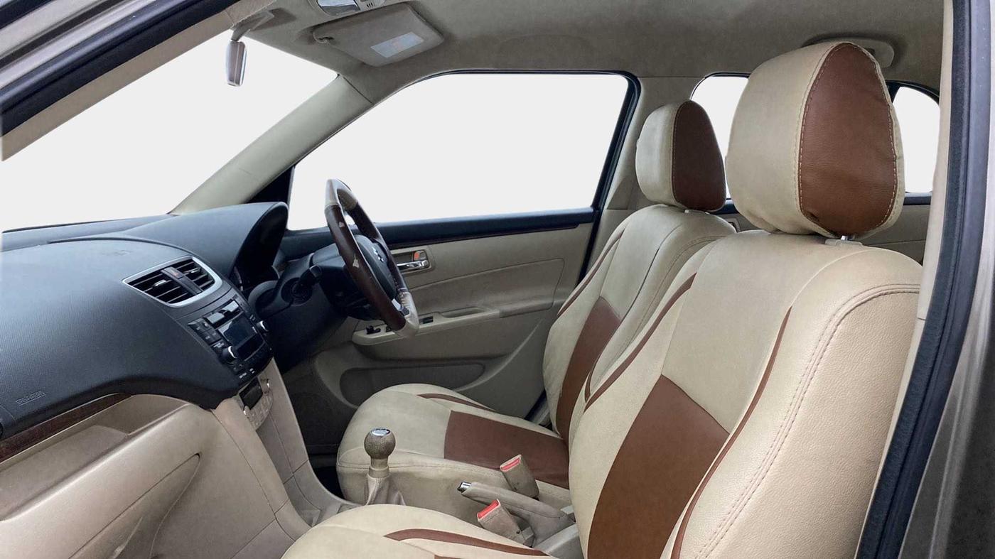 2016 Maruti Swift Dzire ZXI, CNG, Manual, 38,120 km, Right Side Front Door Cabin