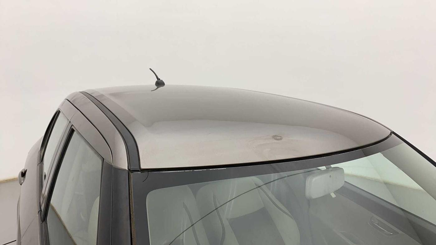 2016 Maruti Swift Dzire ZXI, CNG, Manual, 38,120 km, Roof