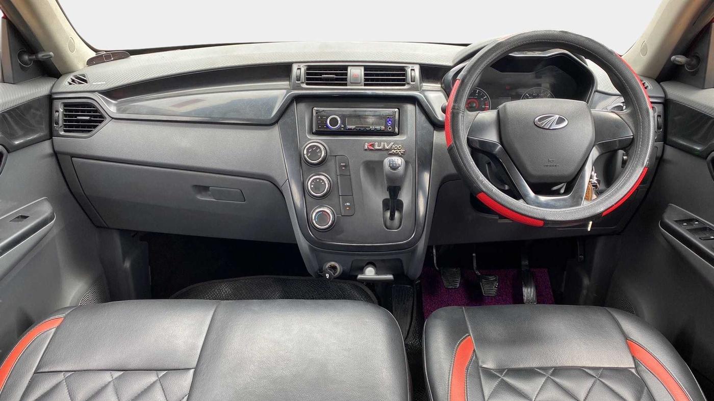 2018 Mahindra KUV 100 NXT K4+ P 6 STR, Petrol, Manual, 25,905 km, Dashboard