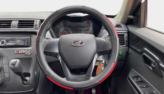 2018 Mahindra KUV 100 NXT K4+ P 6 STR, Petrol, Manual, 25,905 km, Steering Wheel Close Up