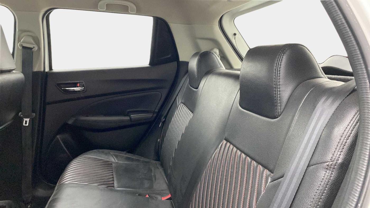 2020 Maruti Swift VXI, Petrol, Manual, 24,942 km, Right Side Rear Door Cabin
