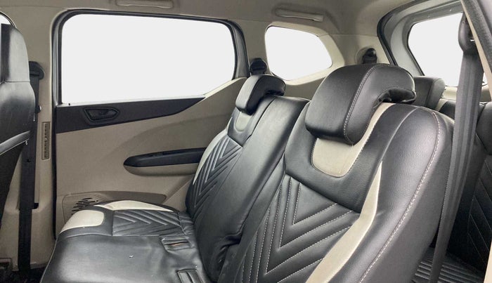 2020 Renault TRIBER RXT AMT, Petrol, Automatic, 45,777 km, Right Side Rear Door Cabin