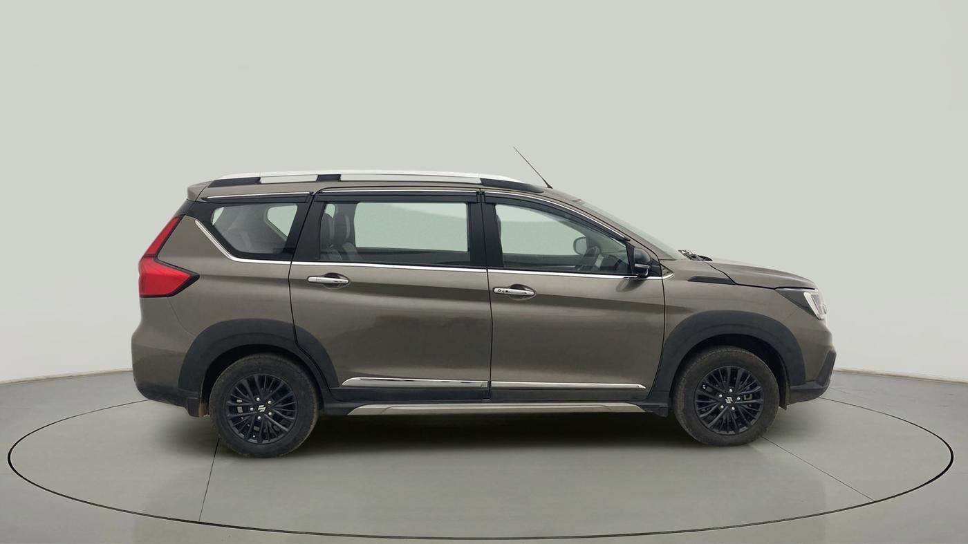 2022 Maruti XL6 ZETA AT, Petrol, Automatic, 41,145 km, Right Side View