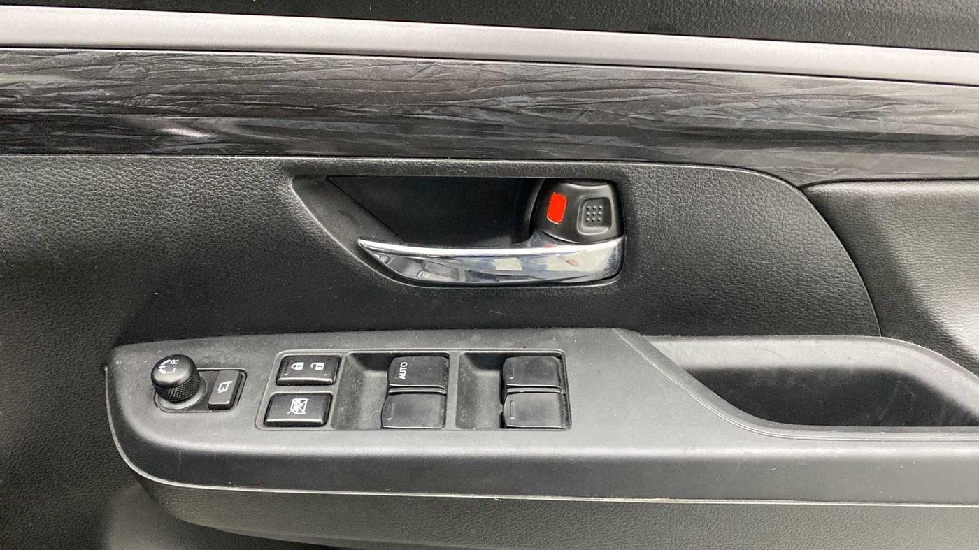 2022 Maruti XL6 ZETA AT, Petrol, Automatic, 41,145 km, Driver Side Door Panels Control