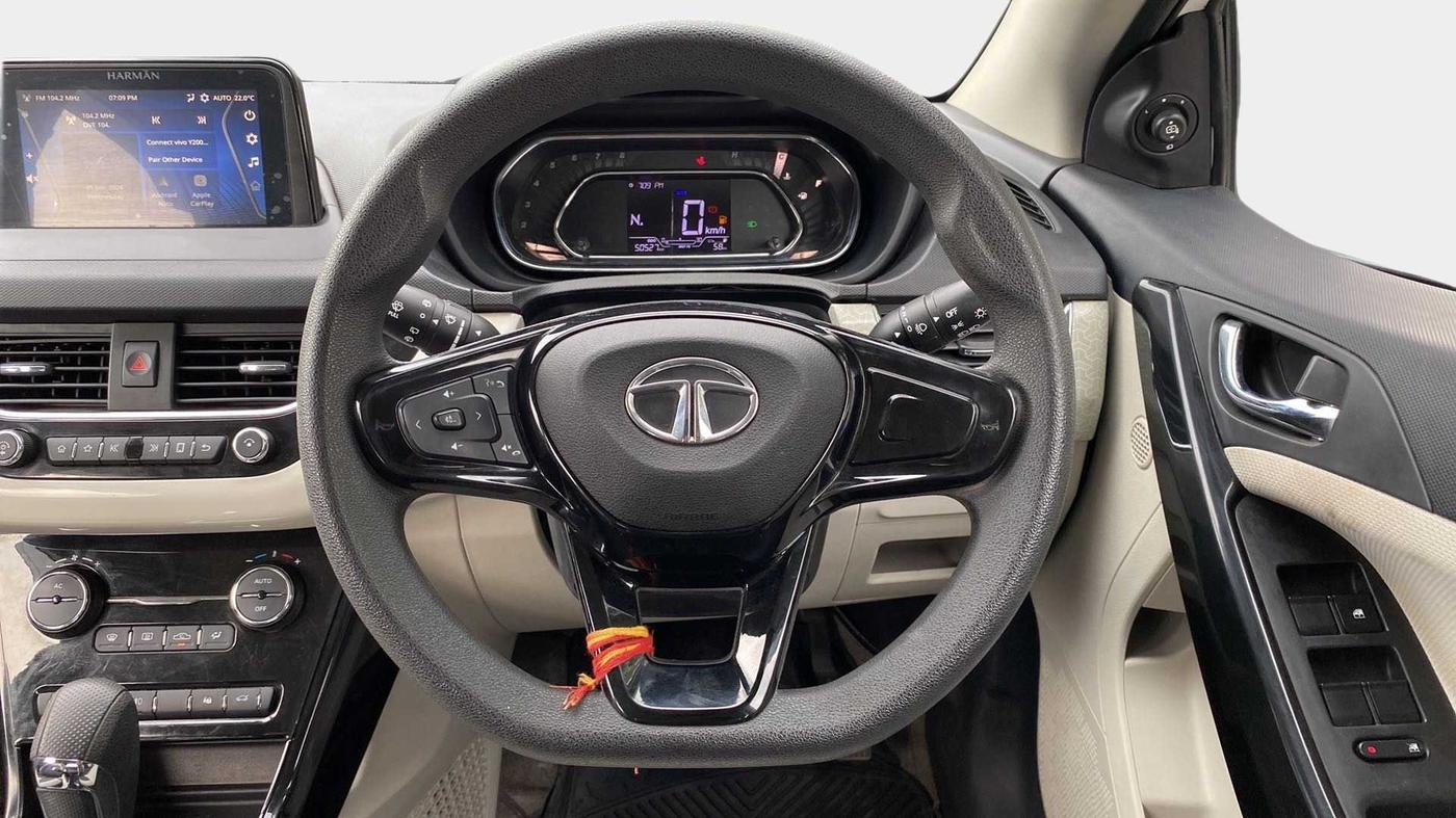 2021 Tata NEXON XZA PLUS DIESEL, Diesel, Automatic, 50,495 km, Steering Wheel Close Up