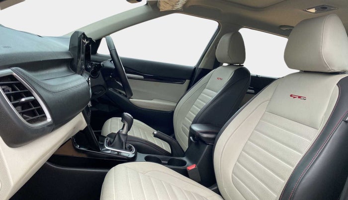 2020 KIA SELTOS GTX PLUS 1.4 PETROL, Petrol, Manual, 42,167 km, Right Side Front Door Cabin