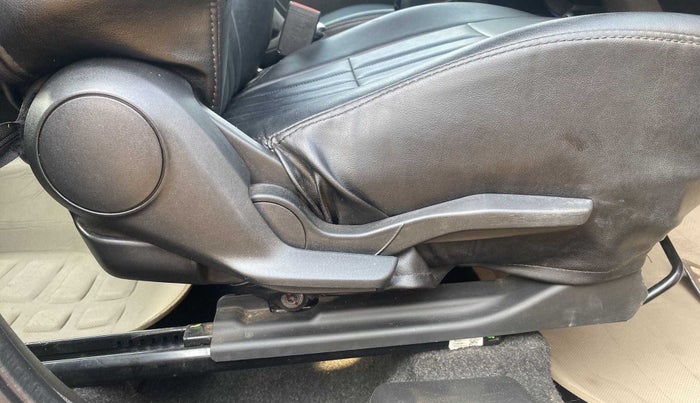 2018 Maruti Swift VXI AMT, Petrol, Automatic, 55,184 km, Driver Side Adjustment Panel