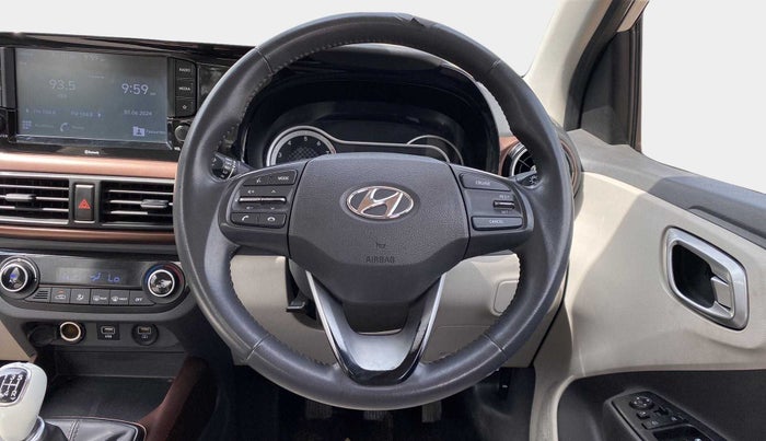 2020 Hyundai AURA SX 1.2 (O), Petrol, Manual, 41,269 km, Steering Wheel Close Up