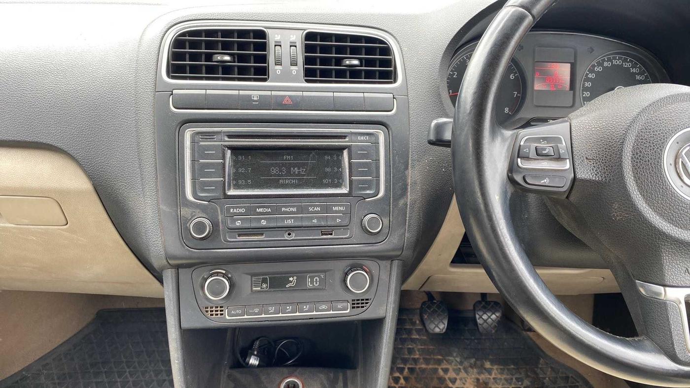 2013 Volkswagen Polo HIGHLINE1.2L, Petrol, Manual, 83,313 km, Air Conditioner