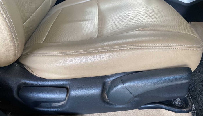 2019 Honda City 1.5L I-VTEC VX, Petrol, Manual, 60,347 km, Driver Side Adjustment Panel