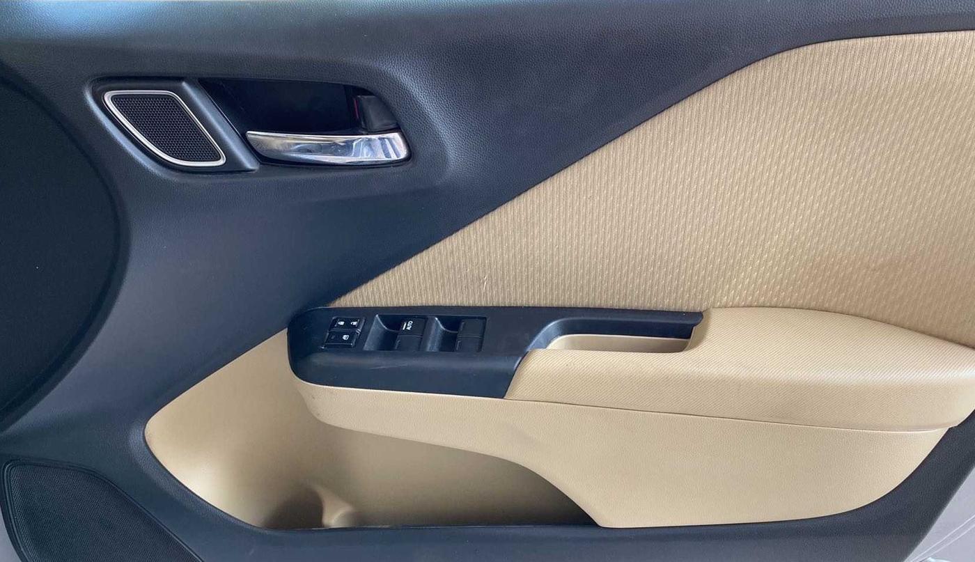 2019 Honda City 1.5L I-VTEC VX, Petrol, Manual, 60,347 km, Driver Side Door Panels Control