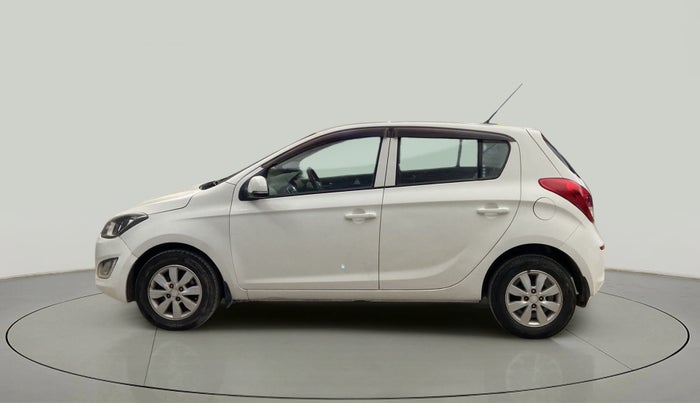 2014 Hyundai i20 SPORTZ 1.2, Petrol, Manual, 78,713 km, Left Side