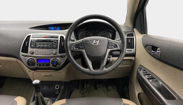 2014 Hyundai i20 SPORTZ 1.2, Petrol, Manual, 78,713 km, Steering Wheel Close Up
