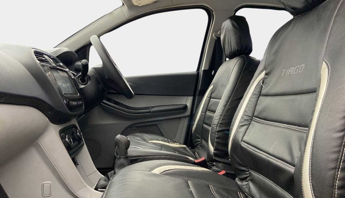 2020 Tata Tiago XZ PLUS PETROL, Petrol, Manual, 18,457 km, Right Side Front Door Cabin