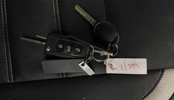 2020 Tata Tiago XZ PLUS PETROL, Petrol, Manual, 18,457 km, Key Close Up