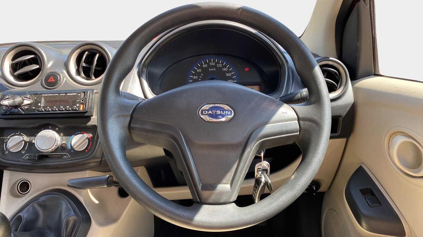 2016 Datsun Go T, Petrol, Manual, 42,462 km, Steering Wheel Close Up