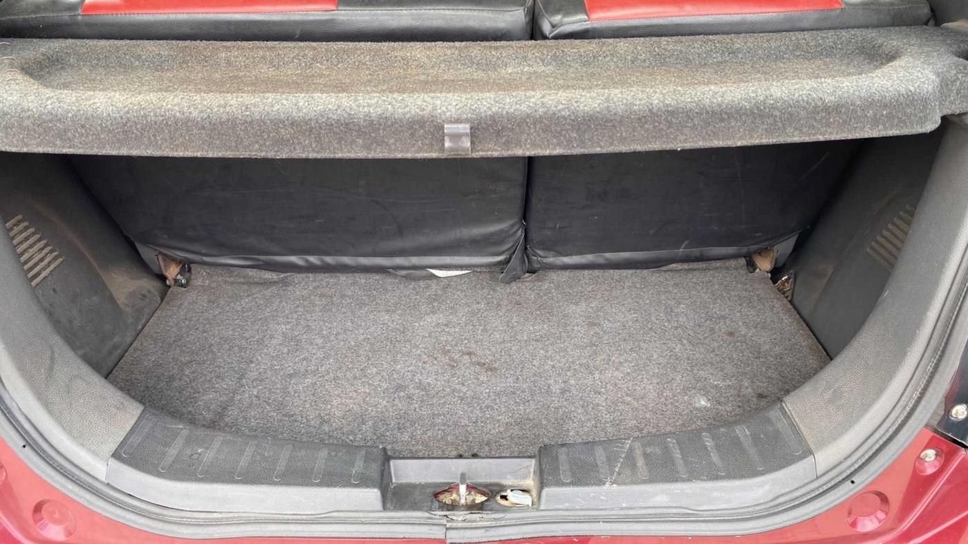 2012 Maruti Wagon R 1.0 LXI, Petrol, Manual, 79,132 km, Boot Inside