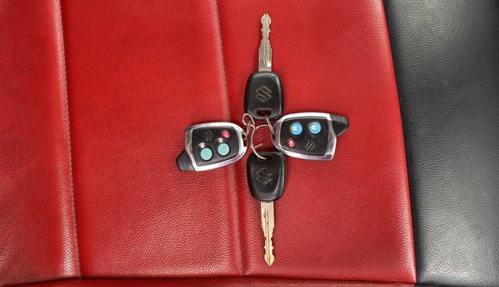 2012 Maruti Wagon R 1.0 LXI, Petrol, Manual, 79,132 km, Key Close Up