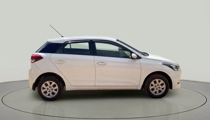 2017 Hyundai Elite i20 SPORTZ 1.2, Petrol, Manual, 74,132 km, Right Side View