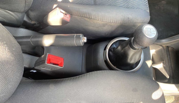 2011 Maruti Swift VXI, Petrol, Manual, 96,506 km, Gear Lever