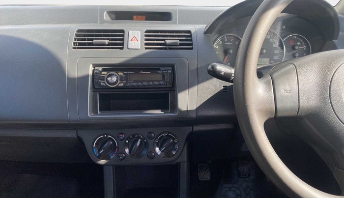 2011 Maruti Swift VXI, Petrol, Manual, 96,506 km, Air Conditioner