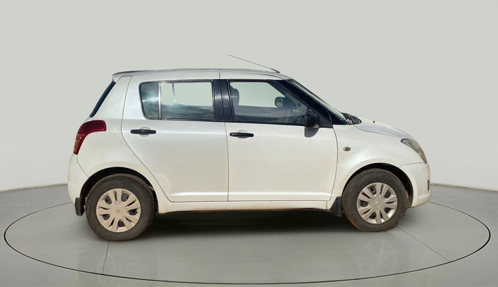 2011 Maruti Swift VXI, Petrol, Manual, 96,506 km, Right Side View