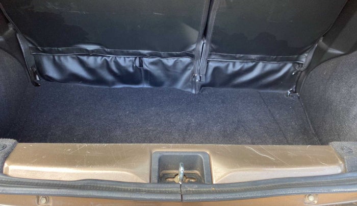 2019 Maruti New Wagon-R VXI 1.2, Petrol, Manual, 26,246 km, Boot Inside